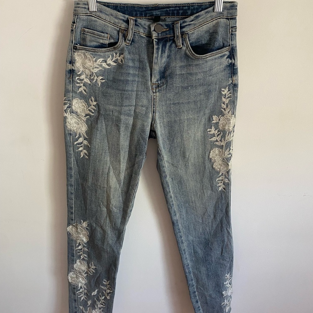 Coco + Carmen Vintage Y2K Embroidered Cropped Jeans with Fringe